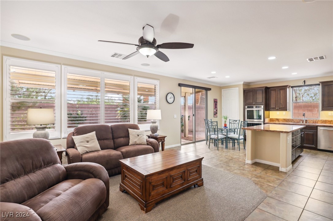 4337 Oasis Valley Avenue