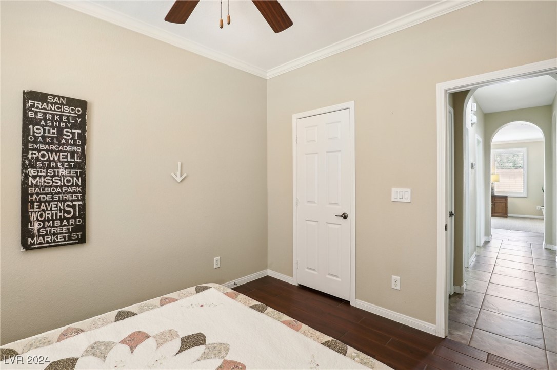 4337 Oasis Valley Avenue