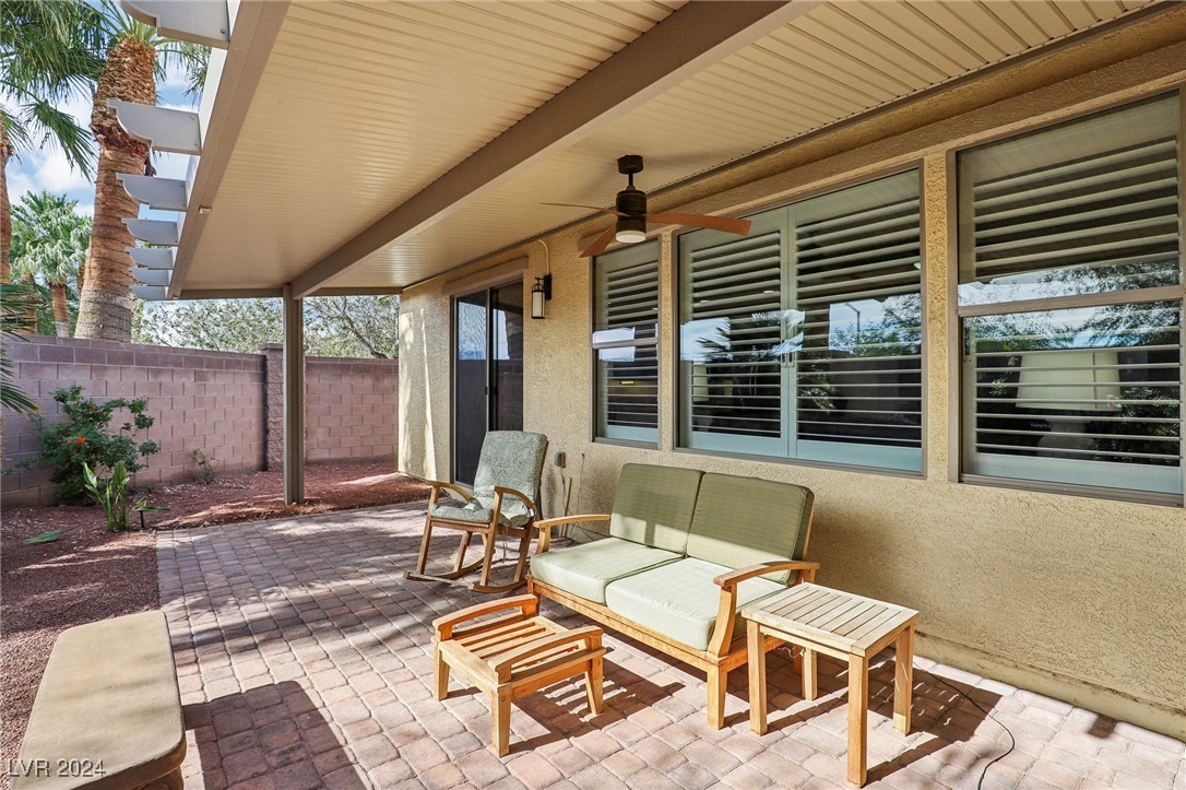 4337 Oasis Valley Avenue