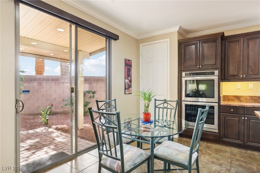 4337 Oasis Valley Avenue