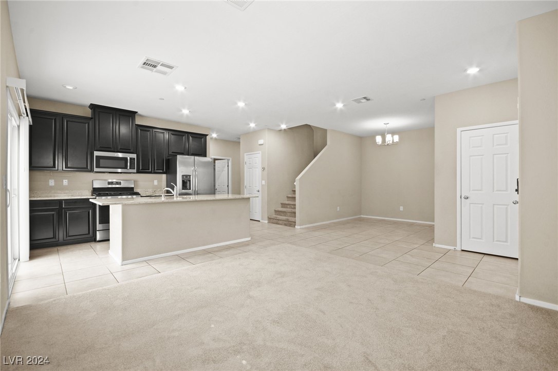 4465 Violet Flowers Street 1017