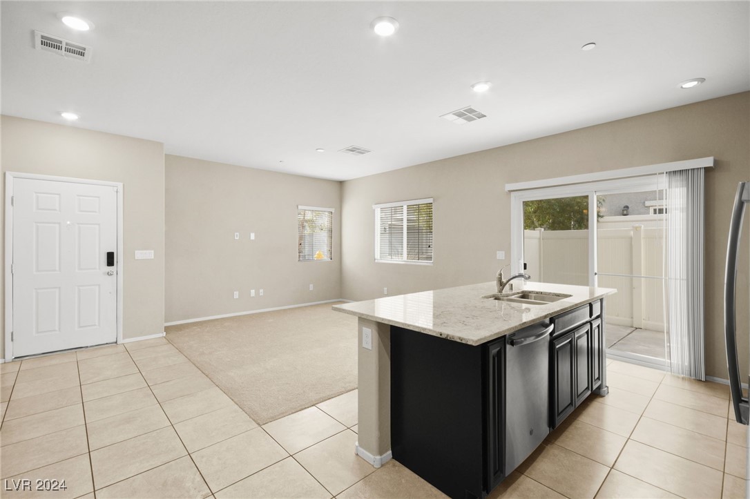 4465 Violet Flowers Street 1017