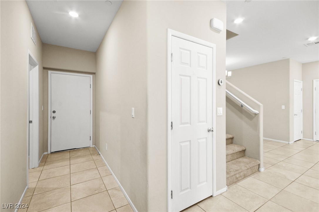 4465 Violet Flowers Street 1017