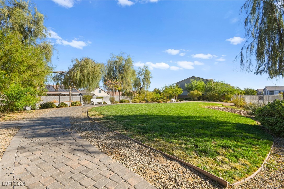 4465 Violet Flowers Street 1017