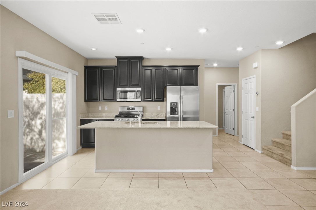 4465 Violet Flowers Street 1017