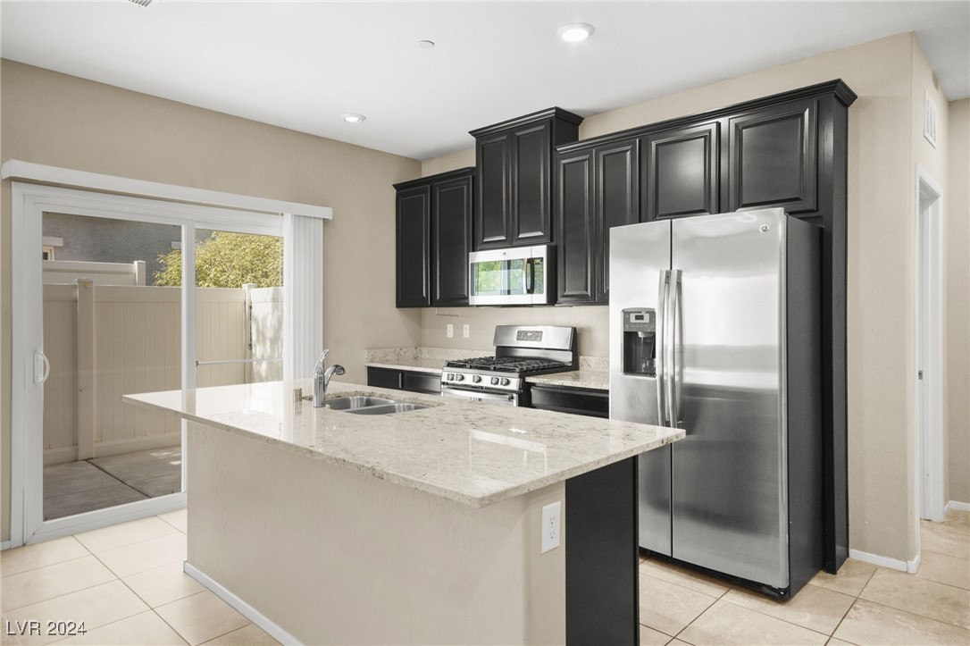 4465 Violet Flowers Street 1017