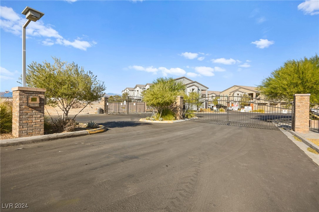 4465 Violet Flowers Street 1017