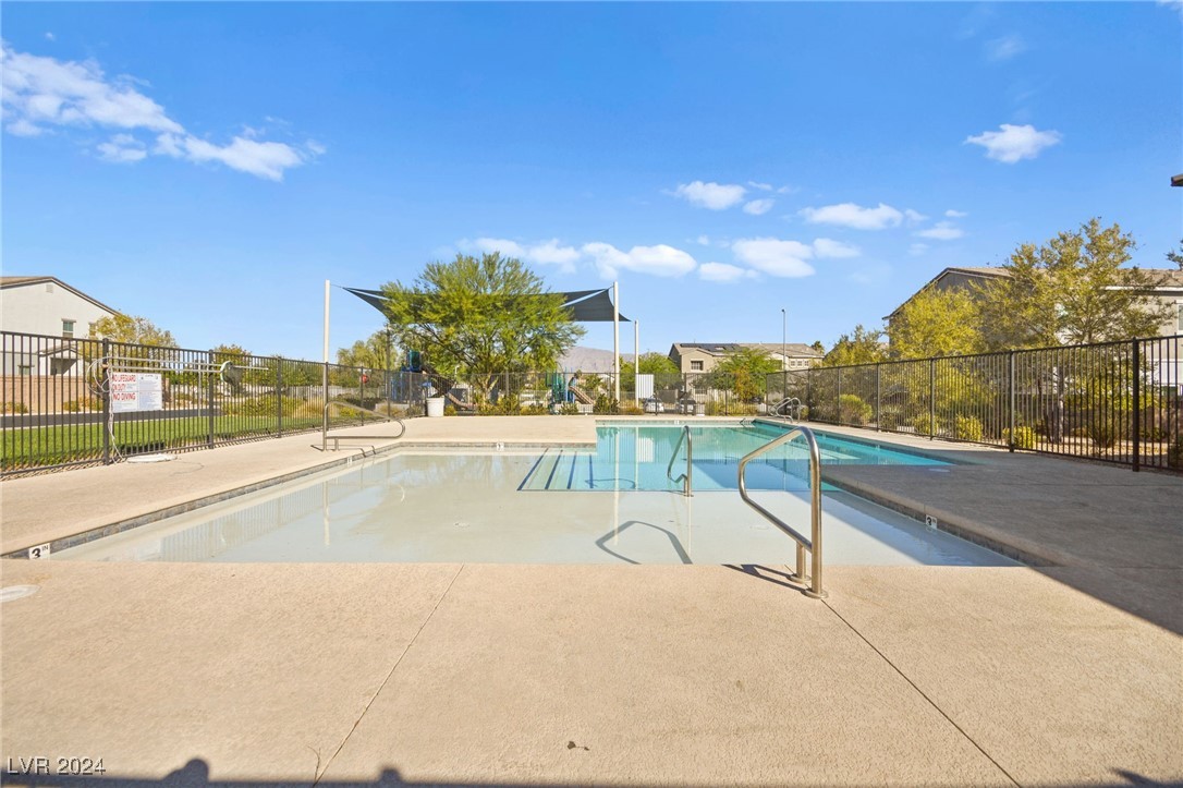 4465 Violet Flowers Street 1017