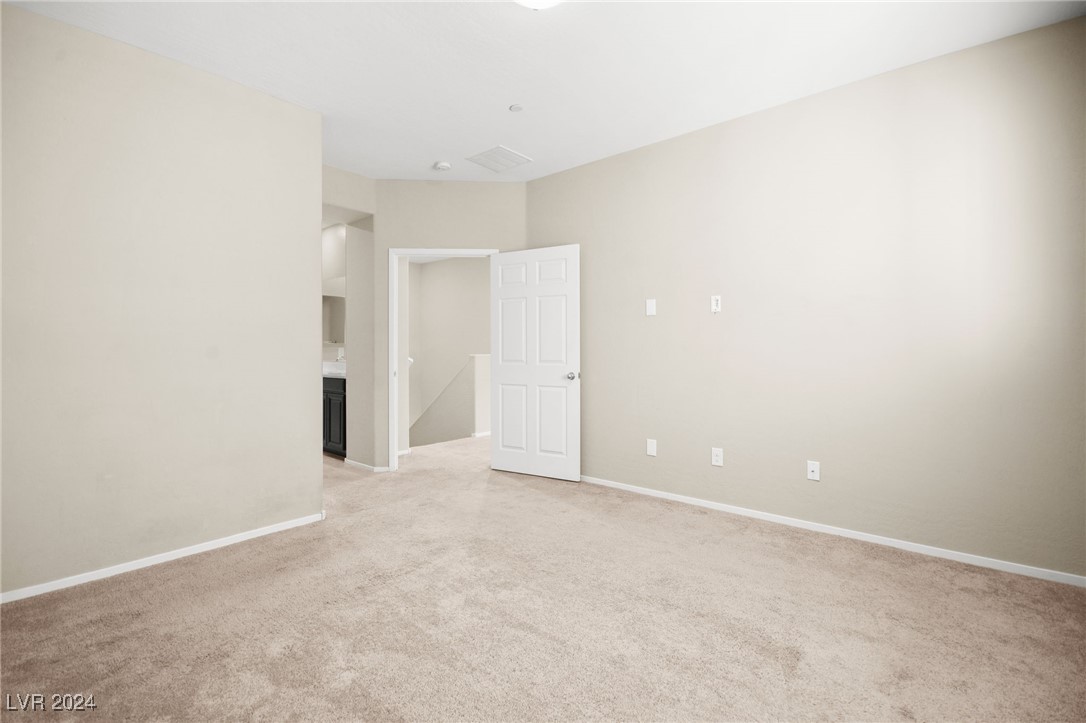 4465 Violet Flowers Street 1017