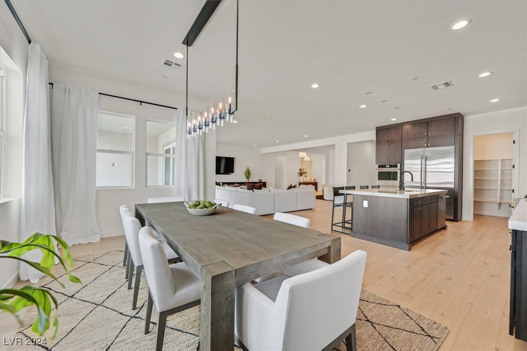 5714 Golden Chase Court