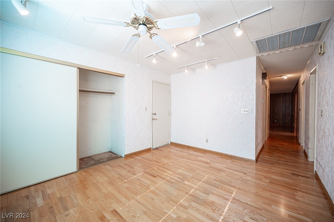 1542 Elaine Drive