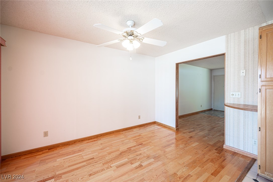1542 Elaine Drive