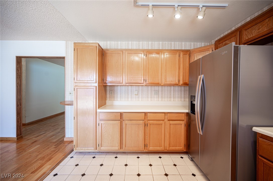 1542 Elaine Drive