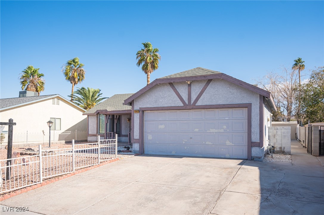 1542 Elaine Drive