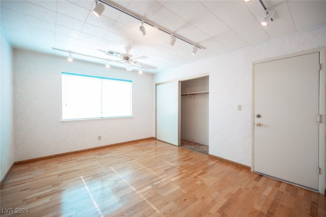 1542 Elaine Drive
