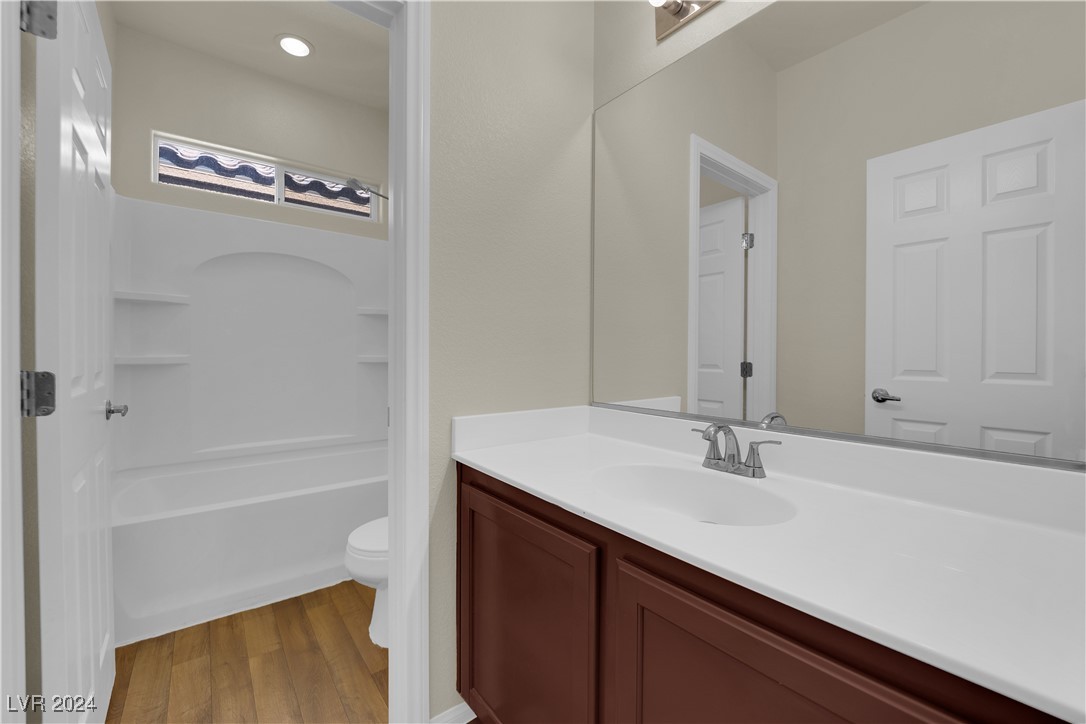 10524 La Campana Street