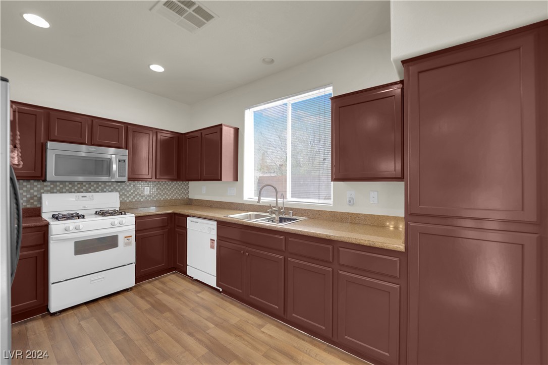 10524 La Campana Street