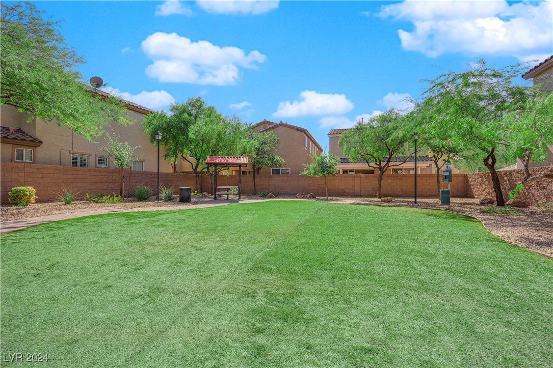 10524 La Campana Street