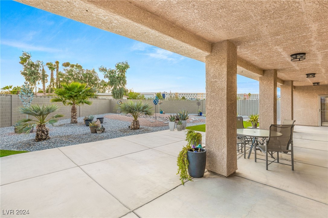 7837 Rancho Destino Road