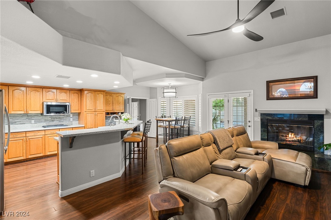 7837 Rancho Destino Road