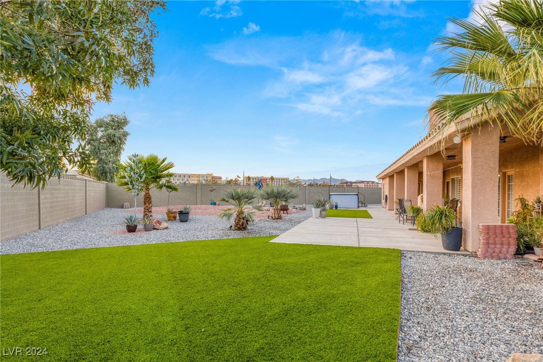 7837 Rancho Destino Road