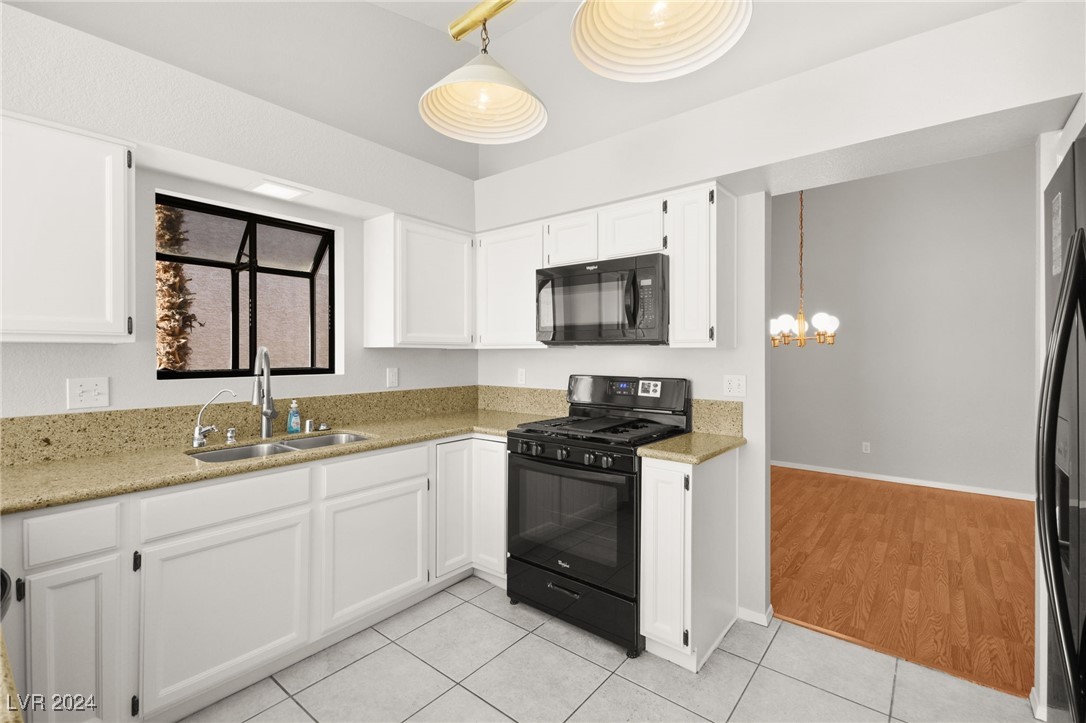 5613 Lost Tree Circle