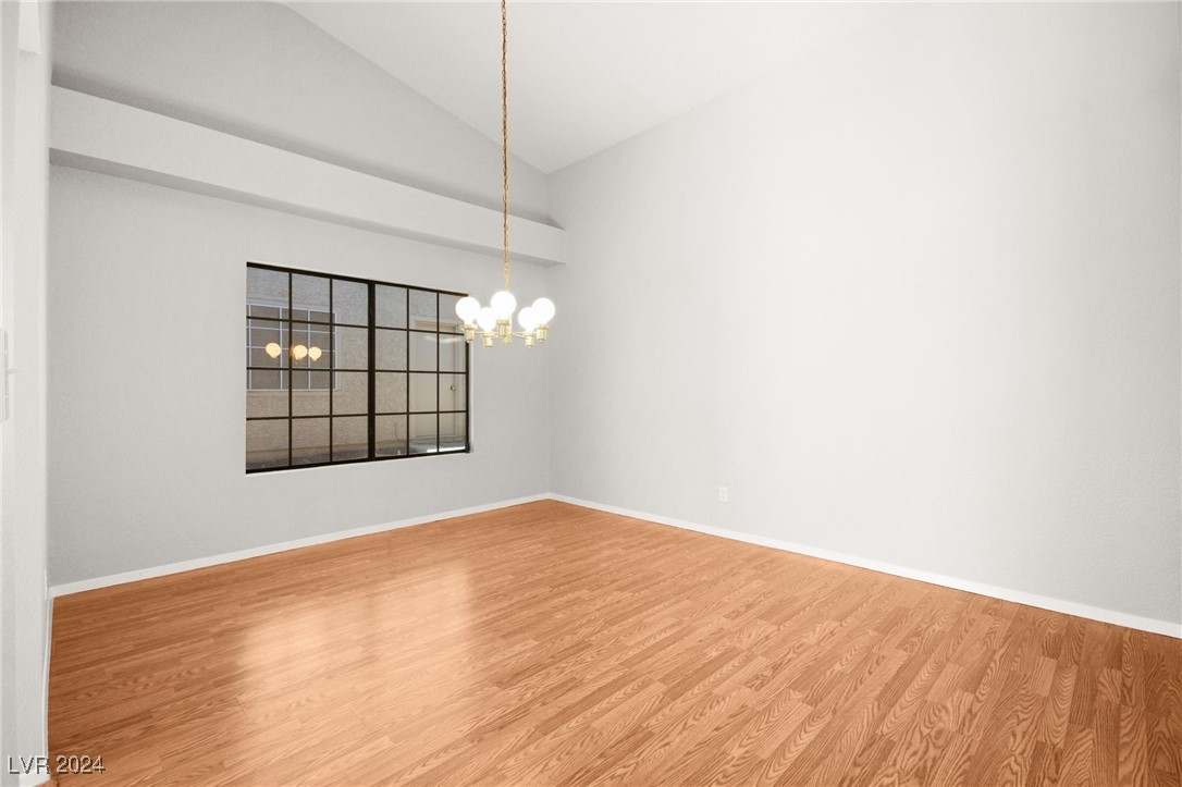 5613 Lost Tree Circle