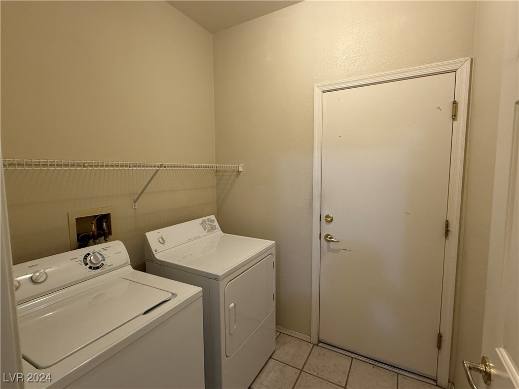 2136 Desert Woods Drive