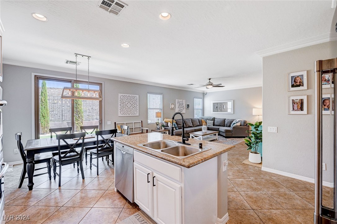 2580 Calanques Terrace