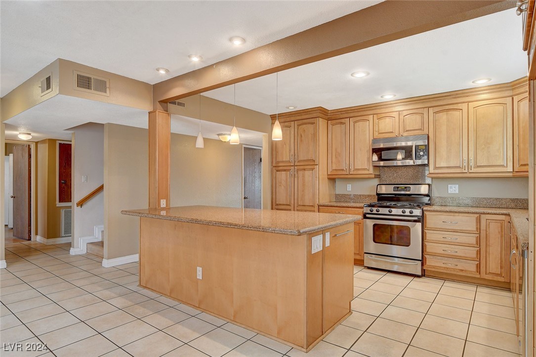 7604 Charles Conrad Circle
