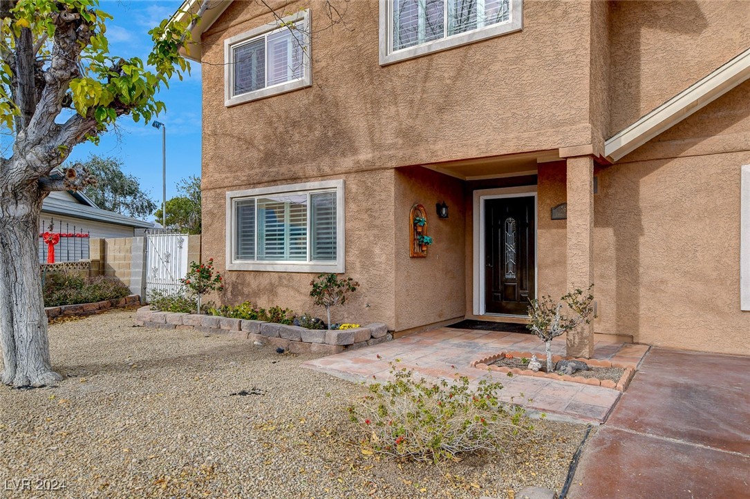 7604 Charles Conrad Circle