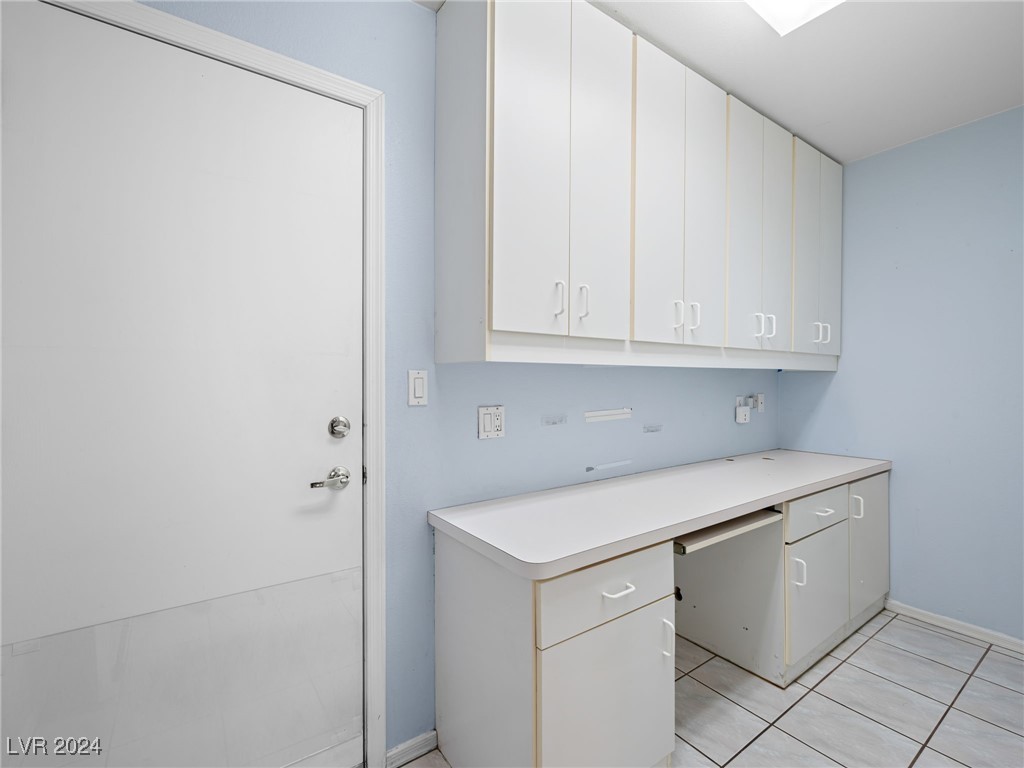 2865 Breakers Creek Drive