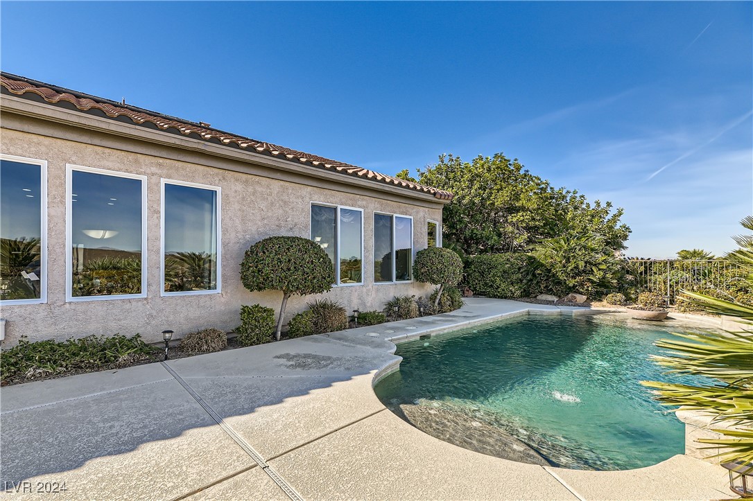 2112 Silent Echoes Drive