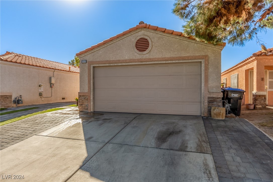 2117 Kendall Hill Avenue