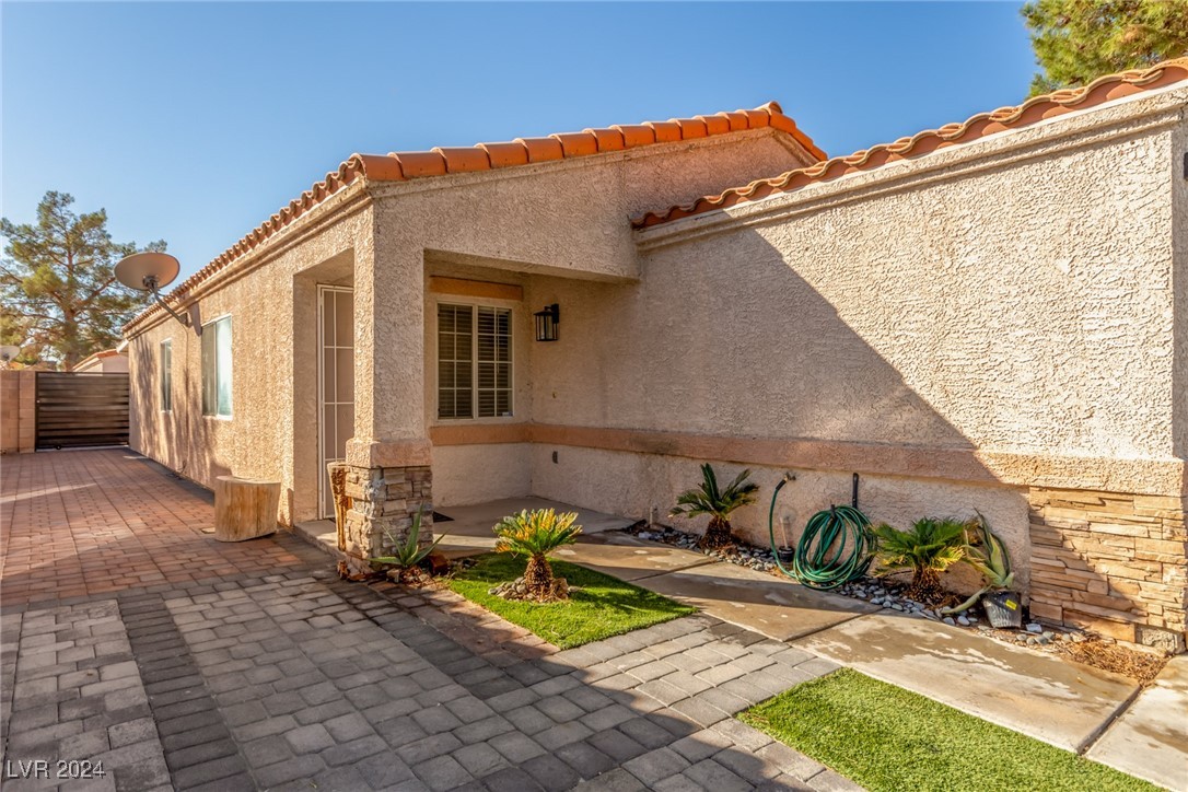 2117 Kendall Hill Avenue