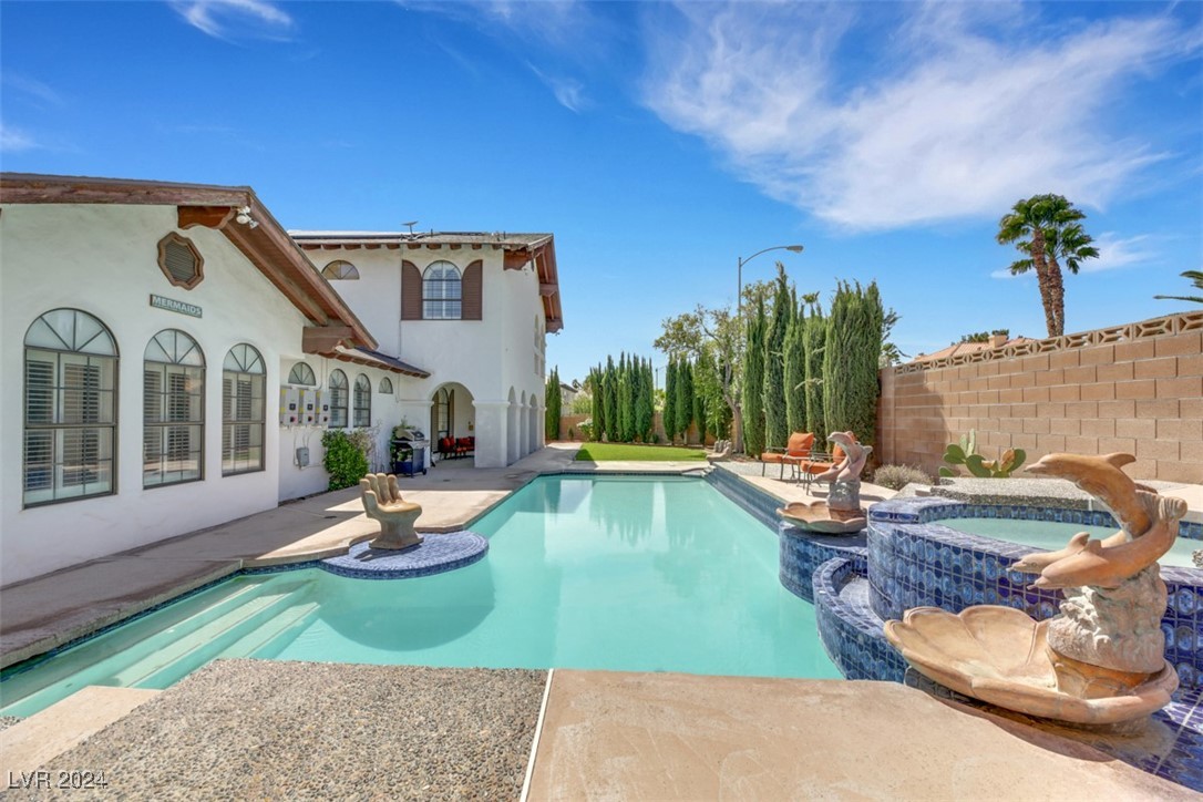 2741 TIOGA PINES Circle