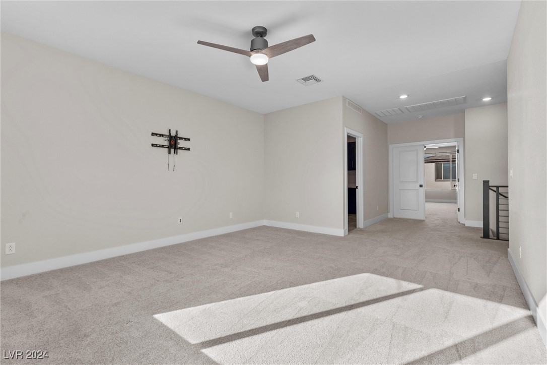 5430 Hillside Trek Avenue