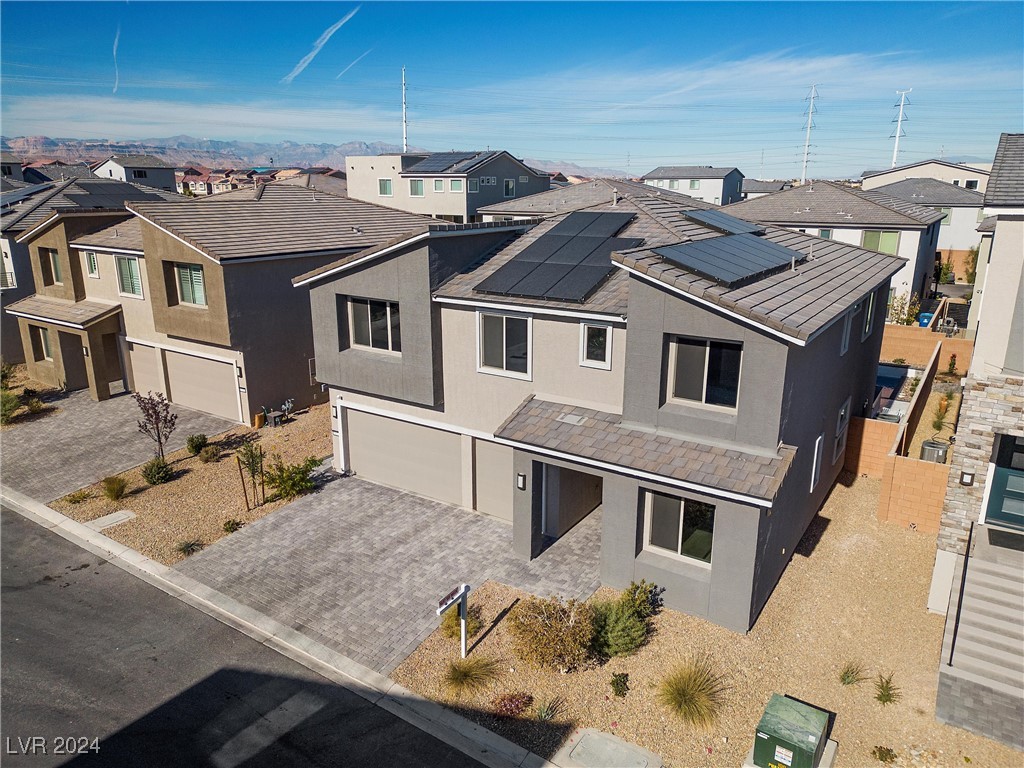 5430 Hillside Trek Avenue