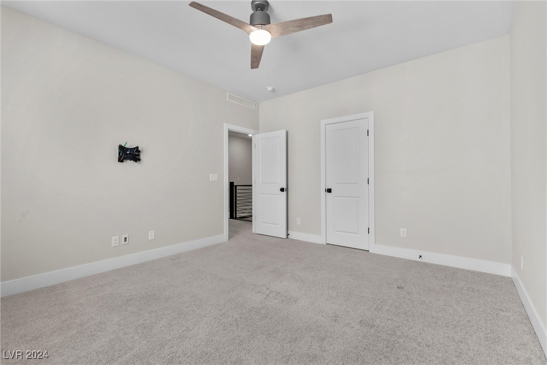 5430 Hillside Trek Avenue