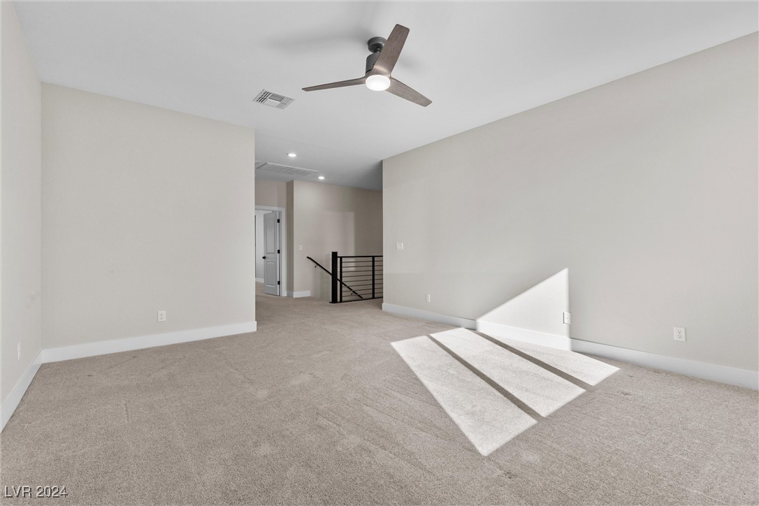 5430 Hillside Trek Avenue