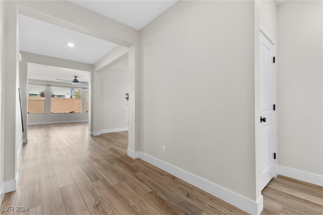5430 Hillside Trek Avenue