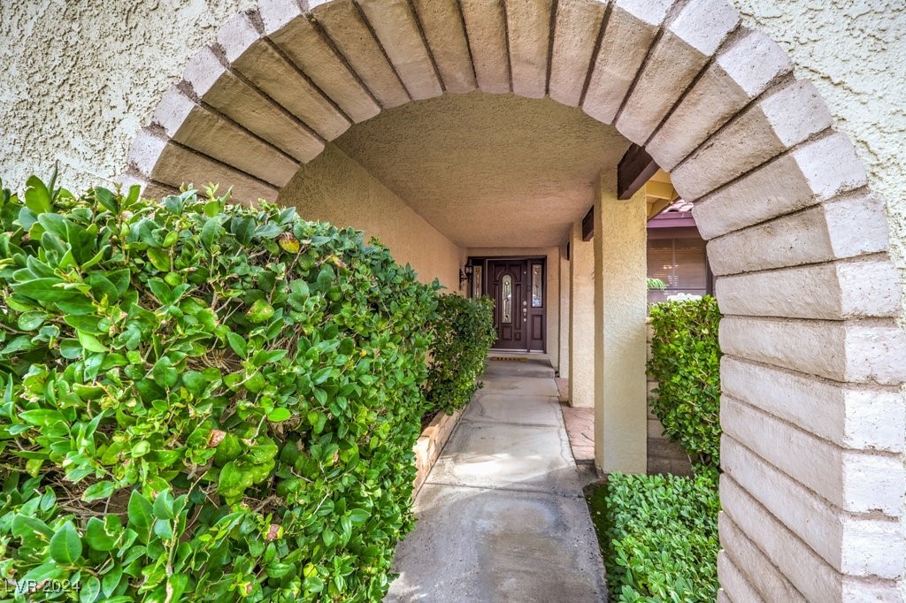 1609 Trineo Court
