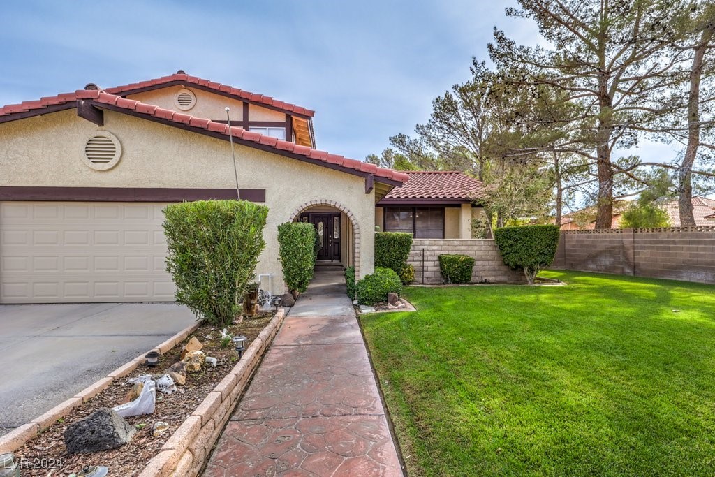 1609 Trineo Court