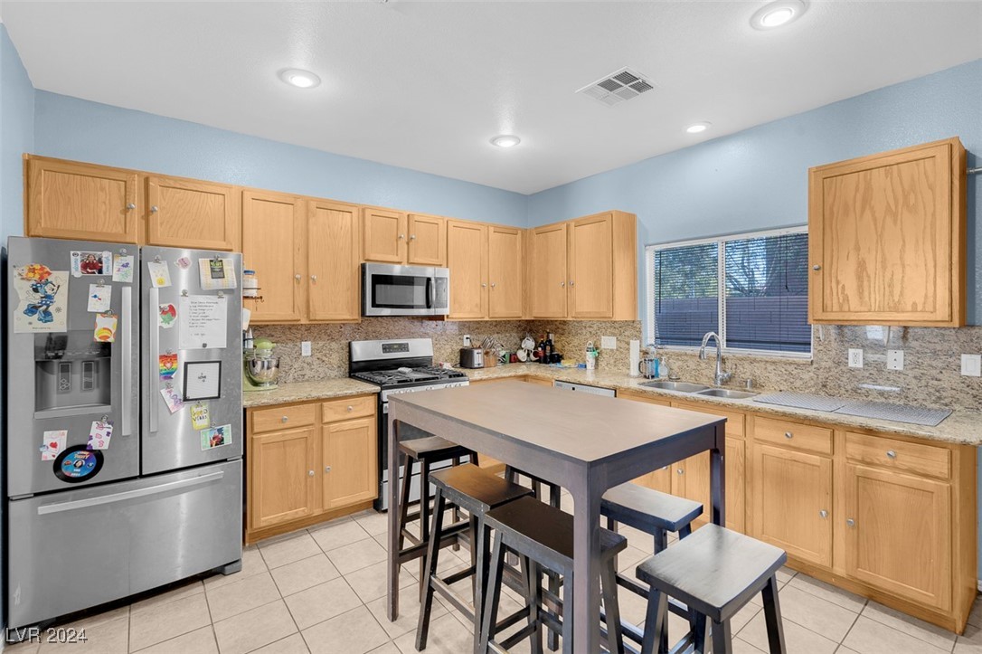 6897 Nickel Mine Avenue