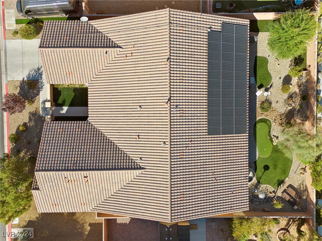 3324 Tranquil Garden Street