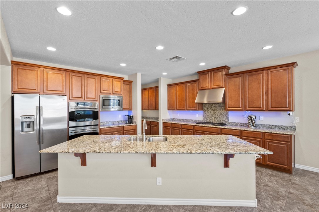 3324 Tranquil Garden Street