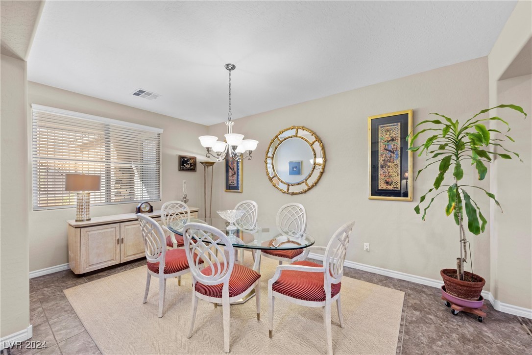 3324 Tranquil Garden Street