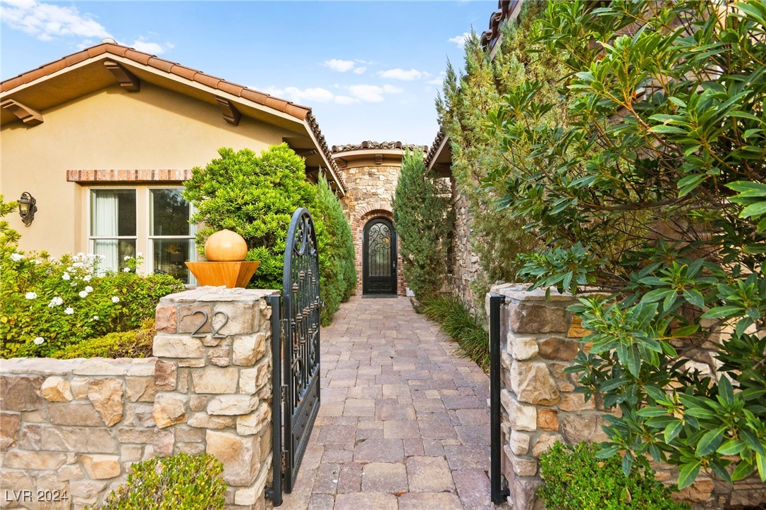 22 Vintage Ridge Drive