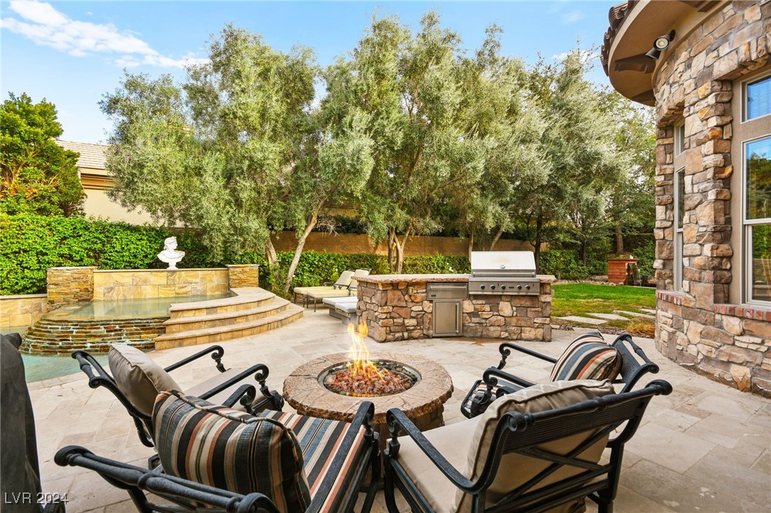 22 Vintage Ridge Drive