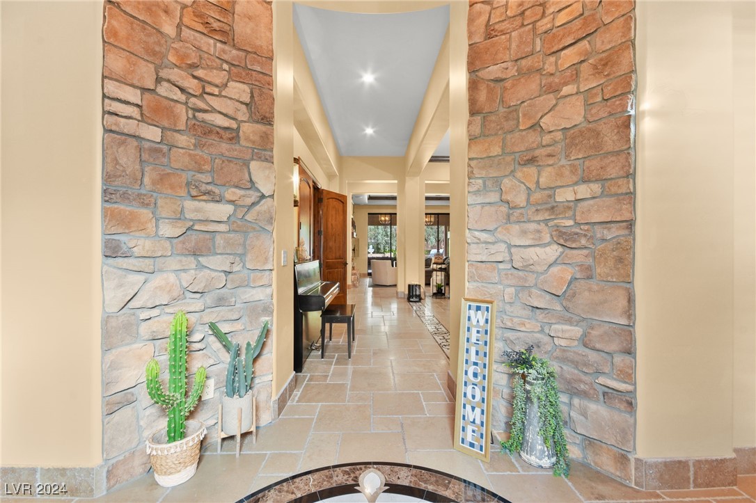 22 Vintage Ridge Drive